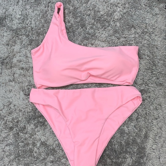 Bubblegum pink bikini - Picture 3 of 4